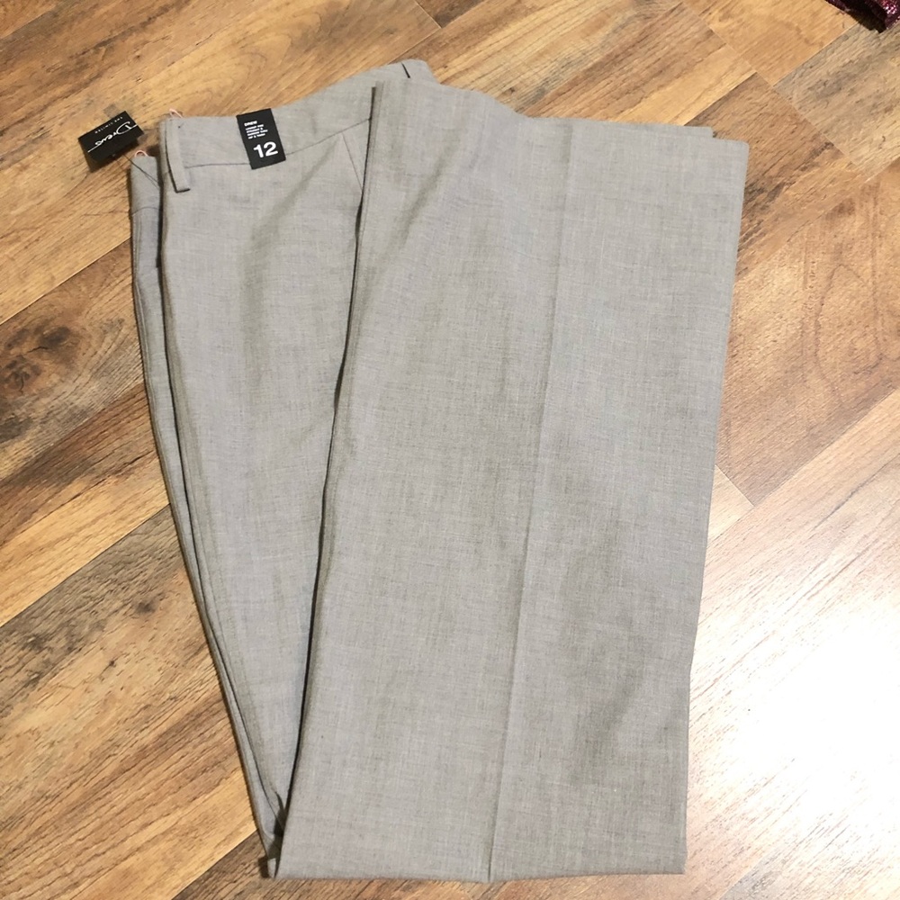 NWT The Limited “ Drew” style work pants size 12